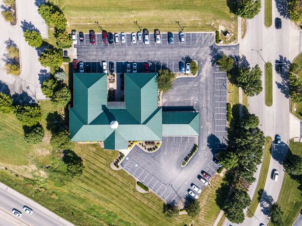 Regional Bank Anchored Office Building | Richmond KY: 1001 Gibson Bay Drive, Richmond, KY 40475
